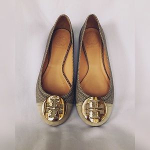 SOLD ON FB Tory Burch Shoes (Flats)